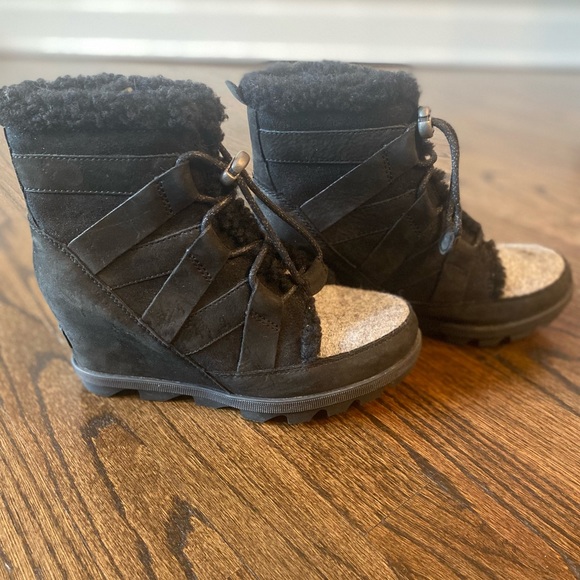 COPY - Sorel winter ankle wedge boots - Picture 2 of 4